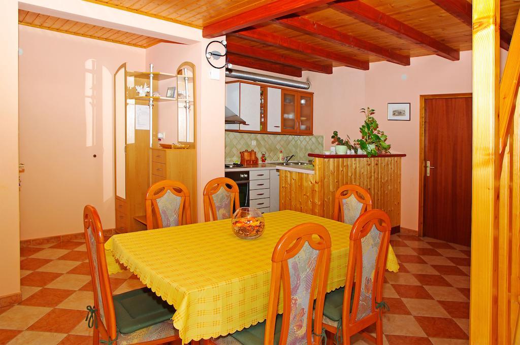 Apartments Julija Vela Luka Quarto foto